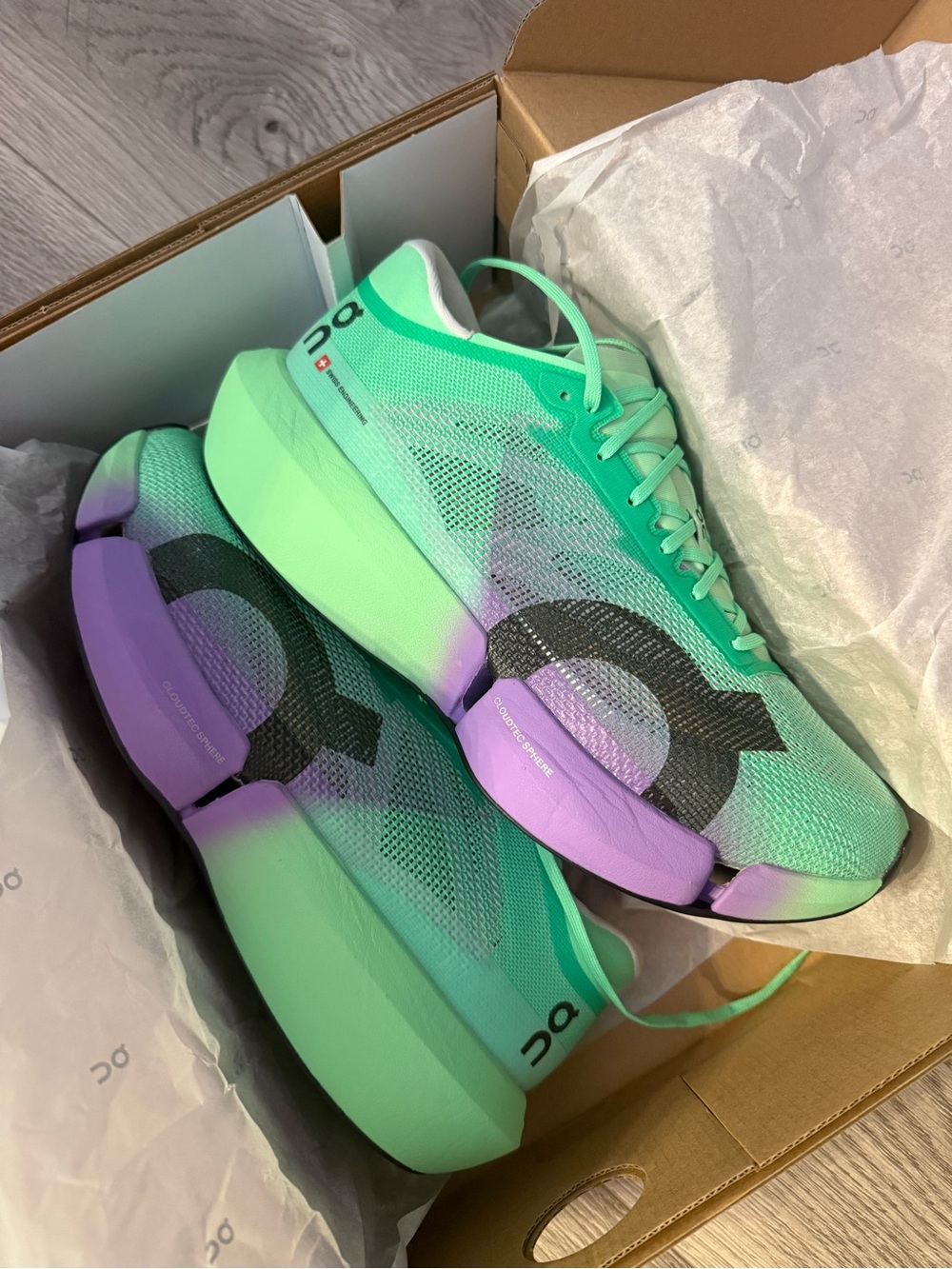 On Running Women's Mint Green and Lavender Performance Runners